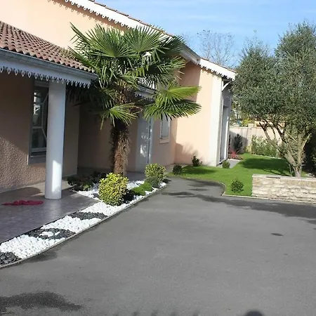 게스트하우스 Maison D'hotes Messan